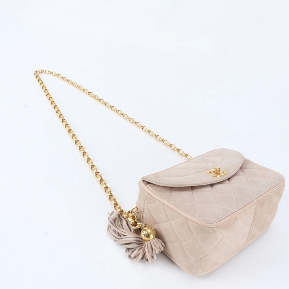 Chanel Matelassé Chain Shoulder Bag with Serial Number and Boutique Seal - Wo... - Picture 3 of 14